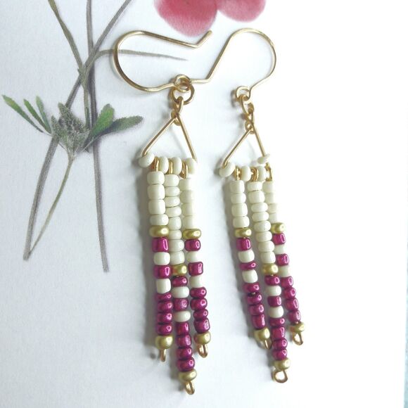 artisan earrings 609#mfs Minimalist seed bead stick earrings ivory gold magenta - Picture 3 of 5